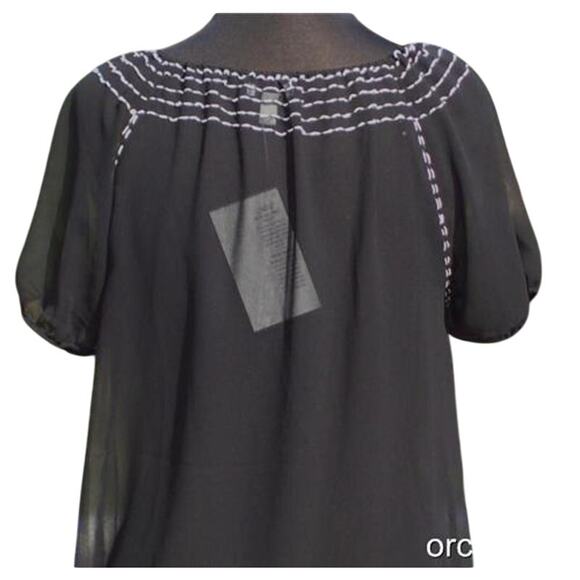 Cache Peasant Tunic Boho Embroidery Embellished Silk Top New Key Hole NWT $138 - Picture 3 of 4